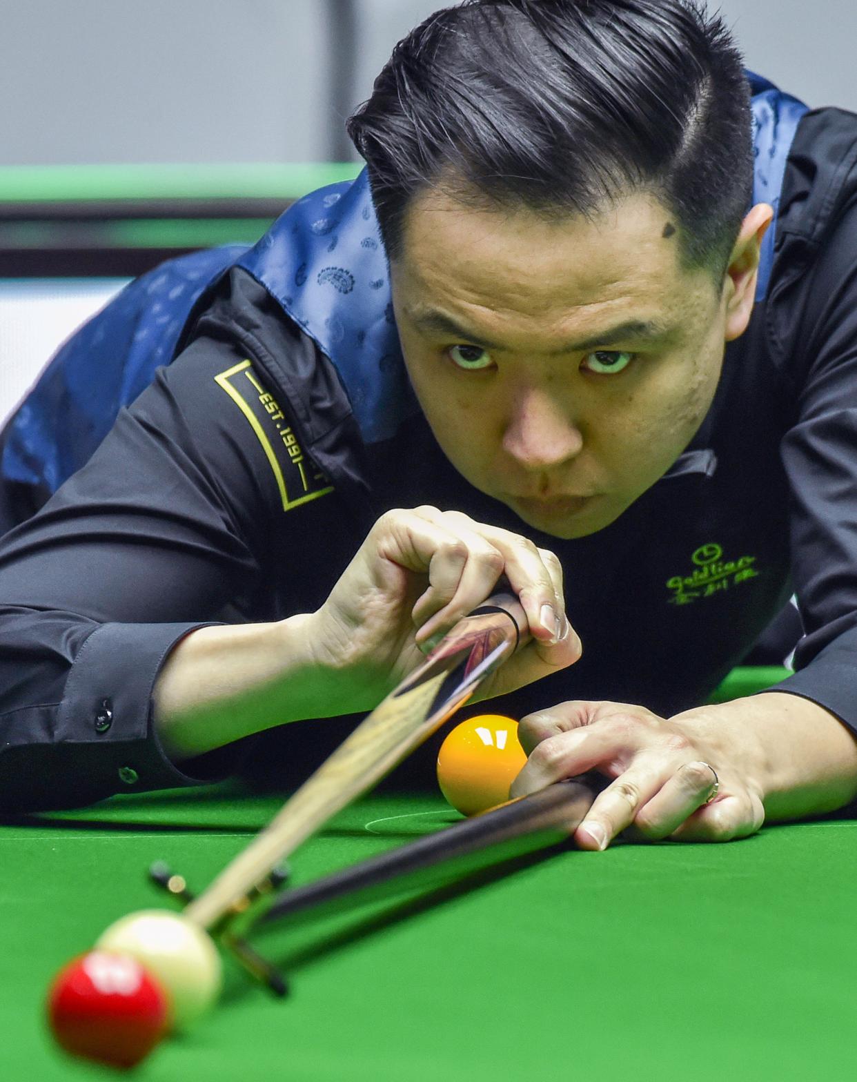 同角度看 同角度看